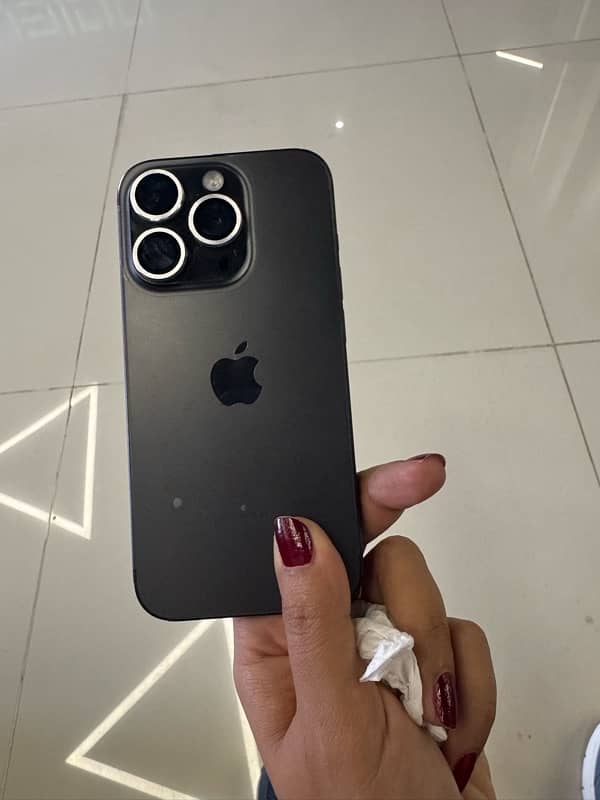 15 pro battery healthy 91% jv 10/10 condition 6