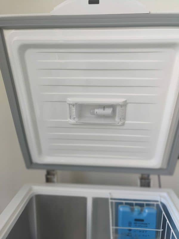 Dawlance 200P W Deep Freezer 5