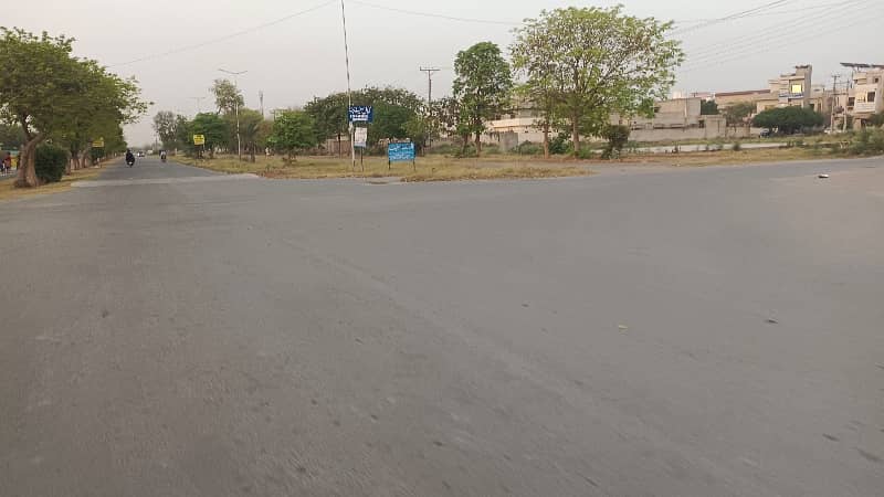 1 kanal Residential plot available for sale in IEP Town Lahore 5