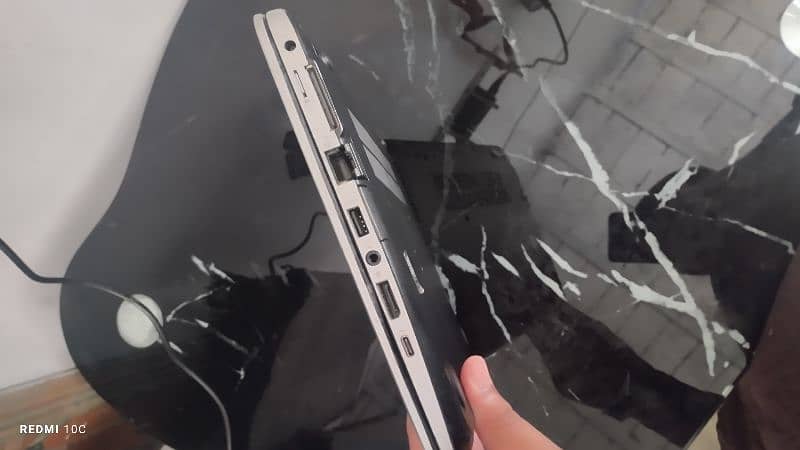 HP TouchScreen i5 6th Generation Ram 8GB + SSD 256GB Full HD 3