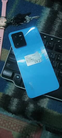 realme