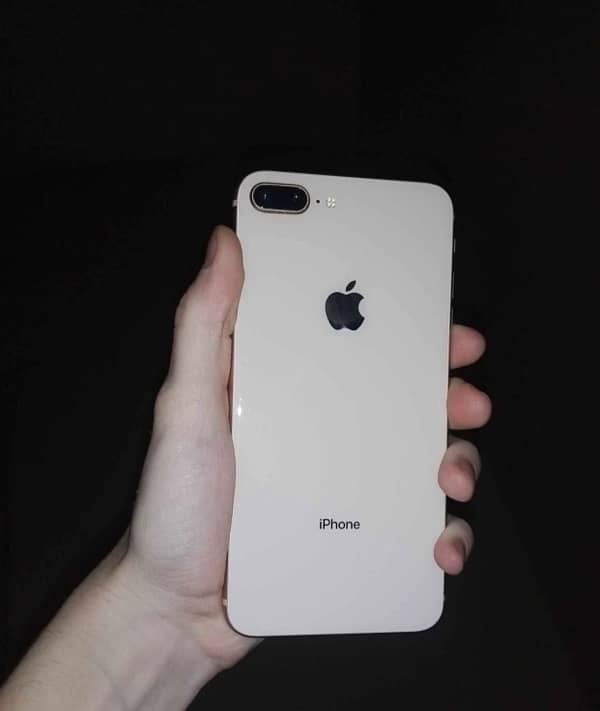 IPhone 8 Plus 1