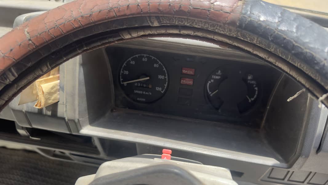 suzuki bolan loading car number registered best quality 4