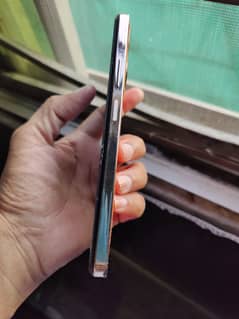 Note 30  in good condition