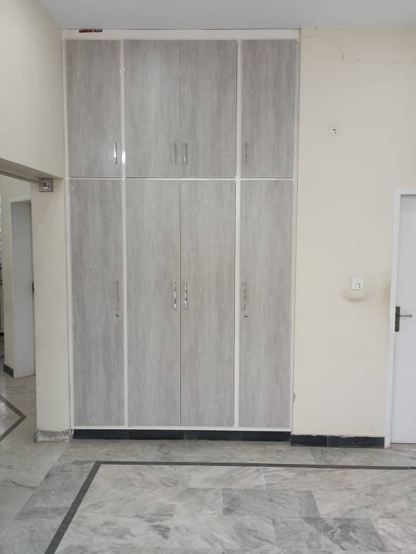 4 marla first floor on good location for rent in I-11/2 Islamabad 0