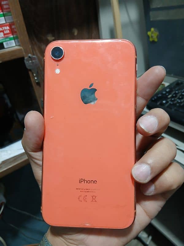 iphone xr 8