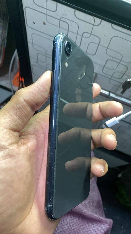 iphone XR PTA approved 03231640516 1