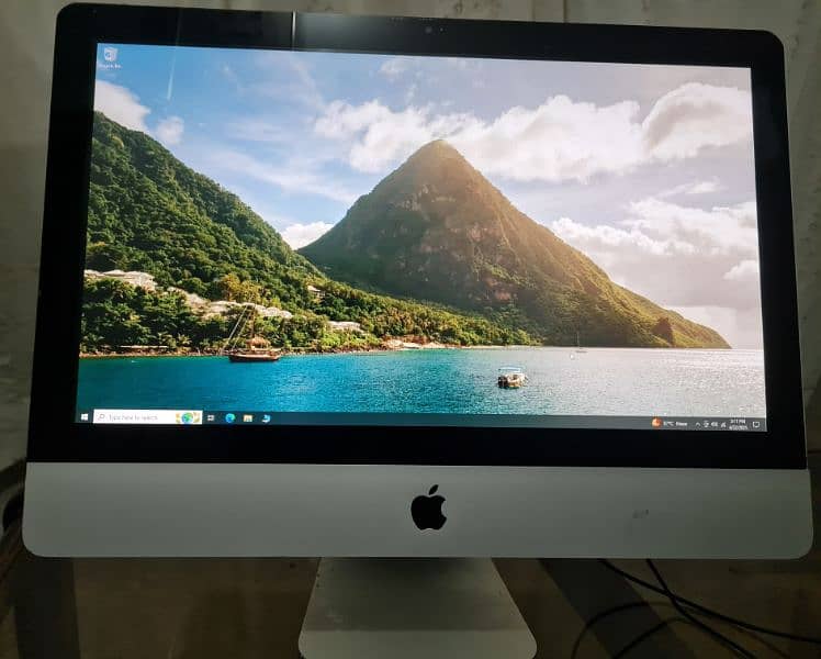 Apple iMac 2011 All in One Core i5 2nd 2.5GHz 8 GB Ram 500GB HDD 2