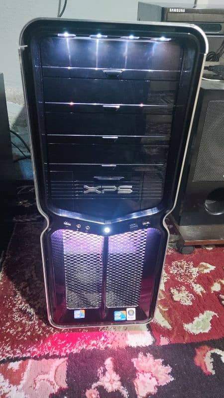 Dell XPS 730x Core i7 975 with AMD 4850 Graphics Card 0