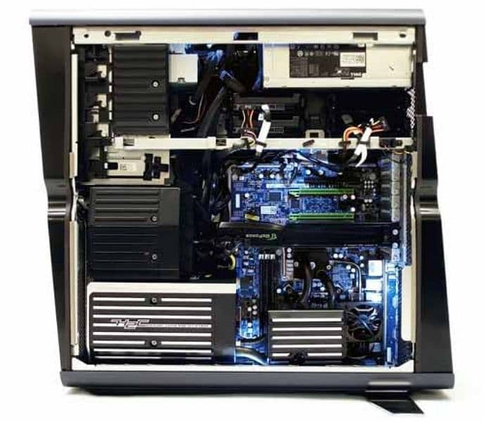 Dell XPS 730x Core i7 975 with AMD 4850 Graphics Card 4