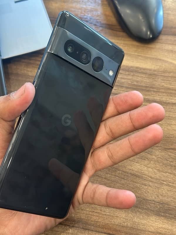 Google Pixel 7 pro 4