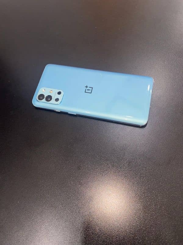 One plus 9R 8