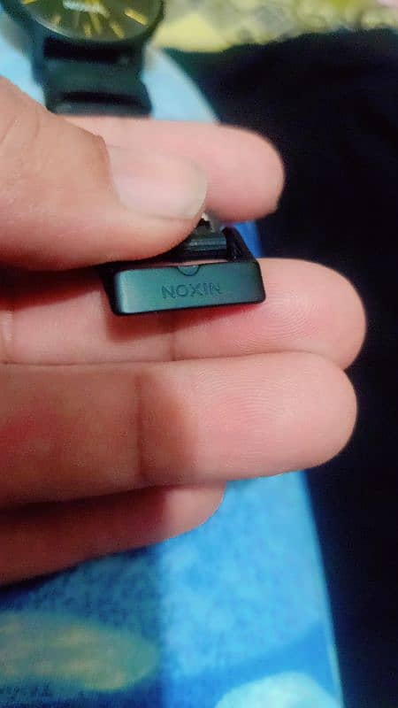 NIXON 3