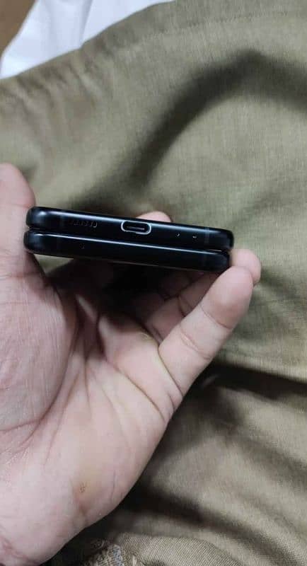 Samsung z flip 3 [exchange possible] 4