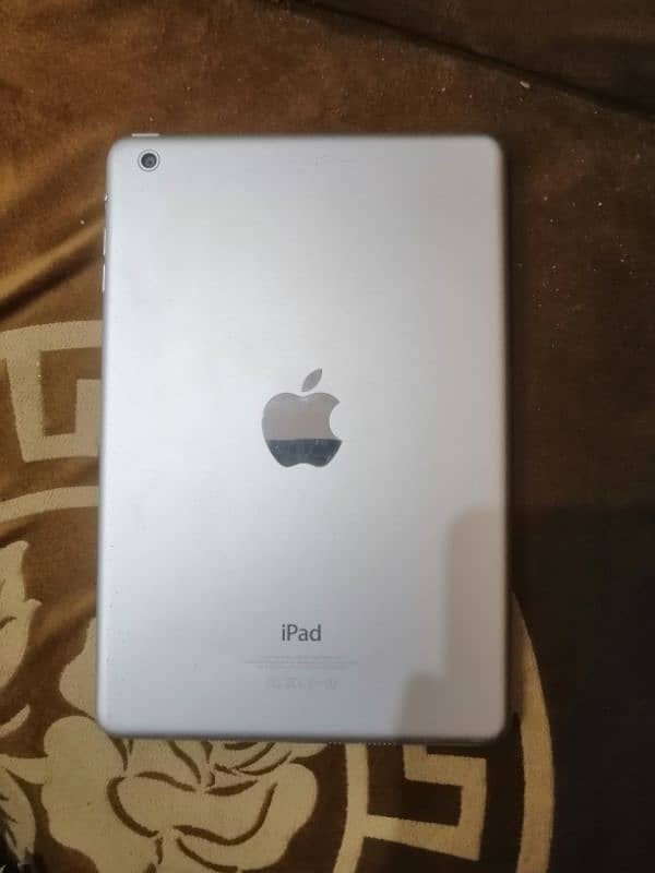 ipad mini coundition 10/10 pubg supported all oky hai 5
