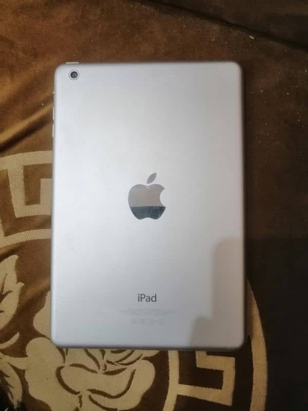 ipad mini coundition 10/10 pubg supported all oky hai 6