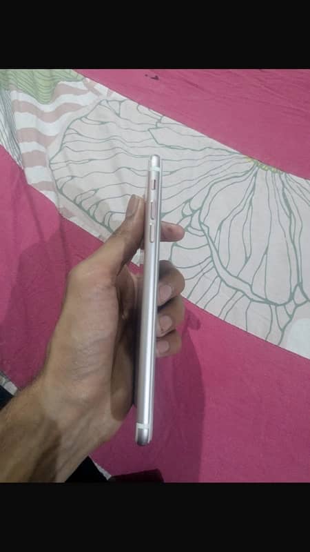 iphone 7plus PTA 128GB 5