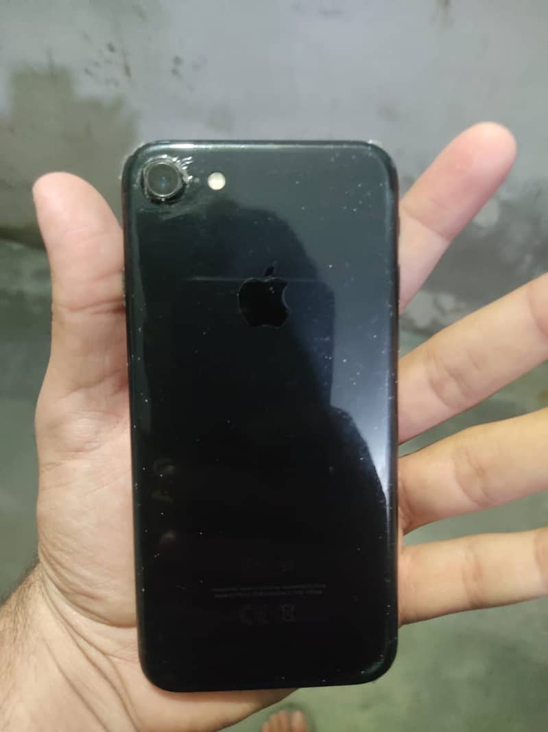 Apple iPhone 7 for sale 2