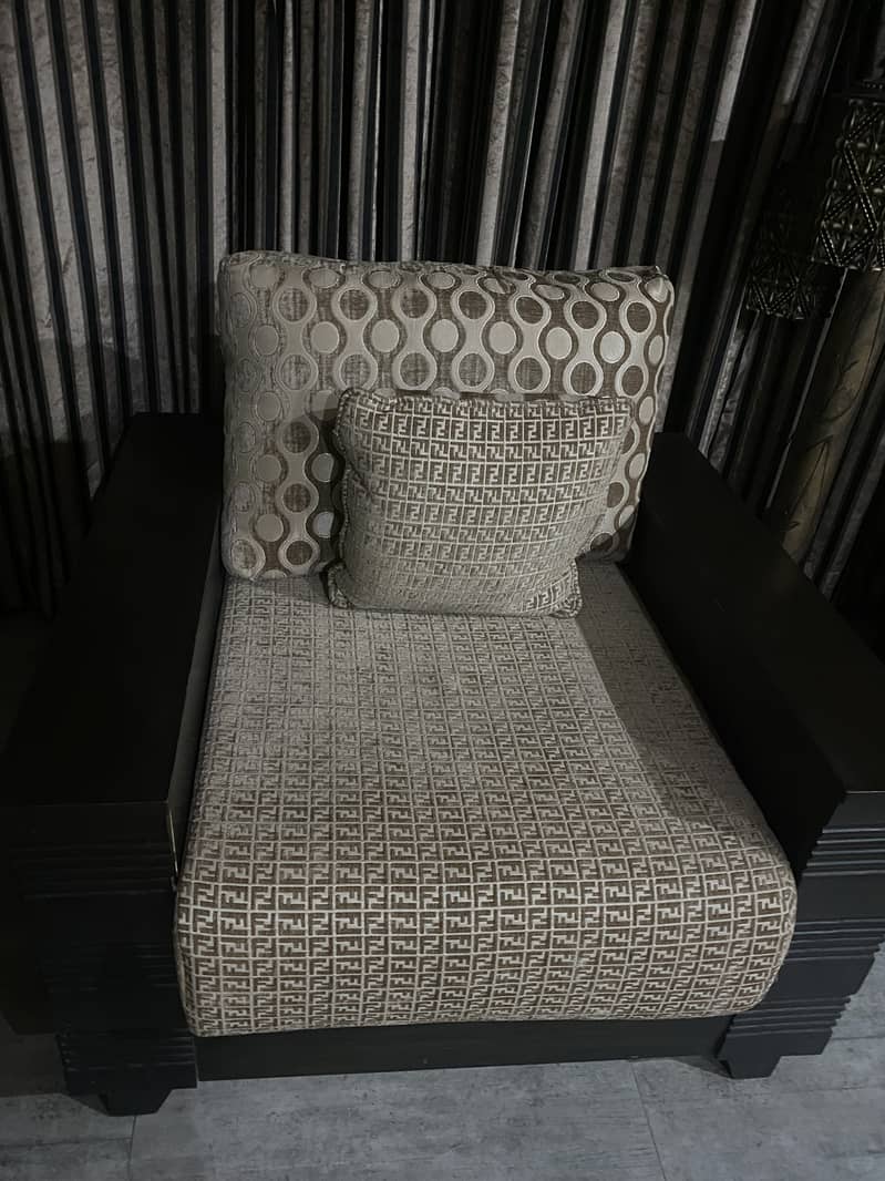 Sofa set 1