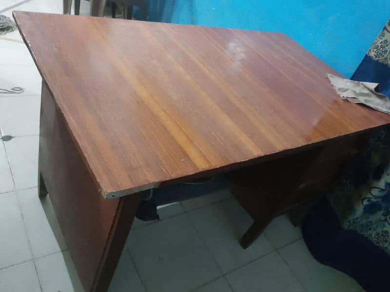 office table 2.7*4 1