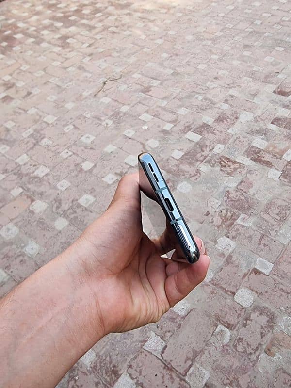 OnePlus 9pro 10/10 condition , 70,000 2