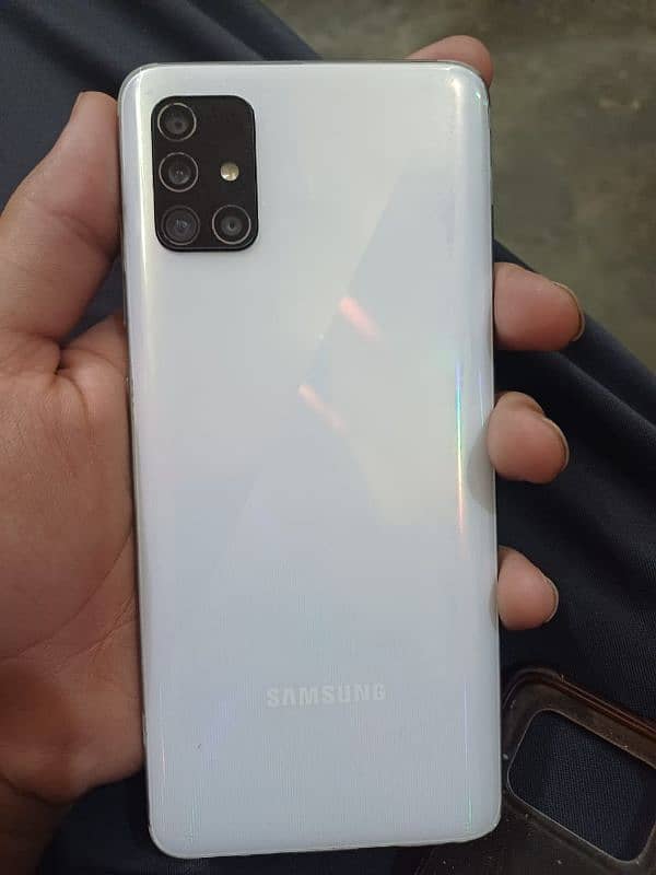 Samsung A51 1