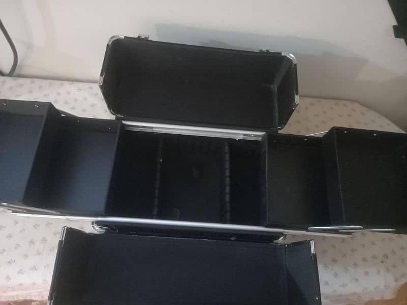 A vanity box 3