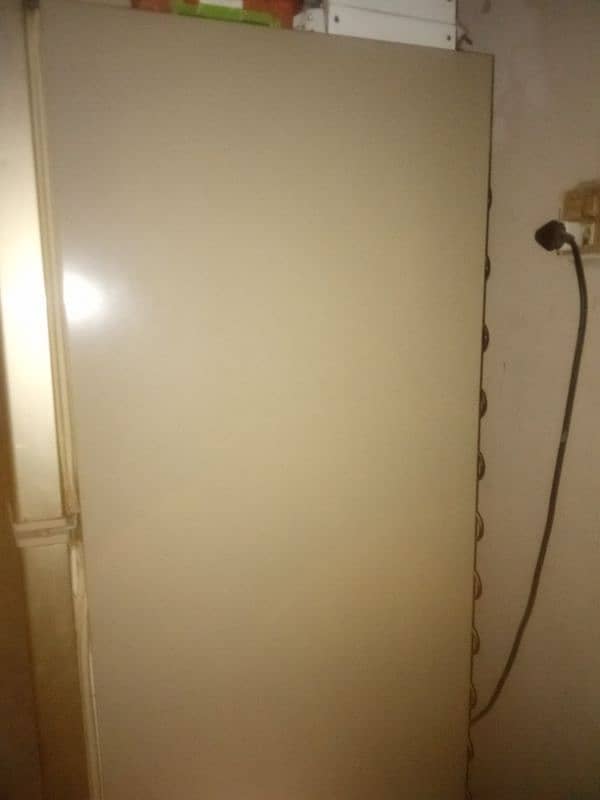 Urgnt sale Hair refrigerator good working 3 years use 3