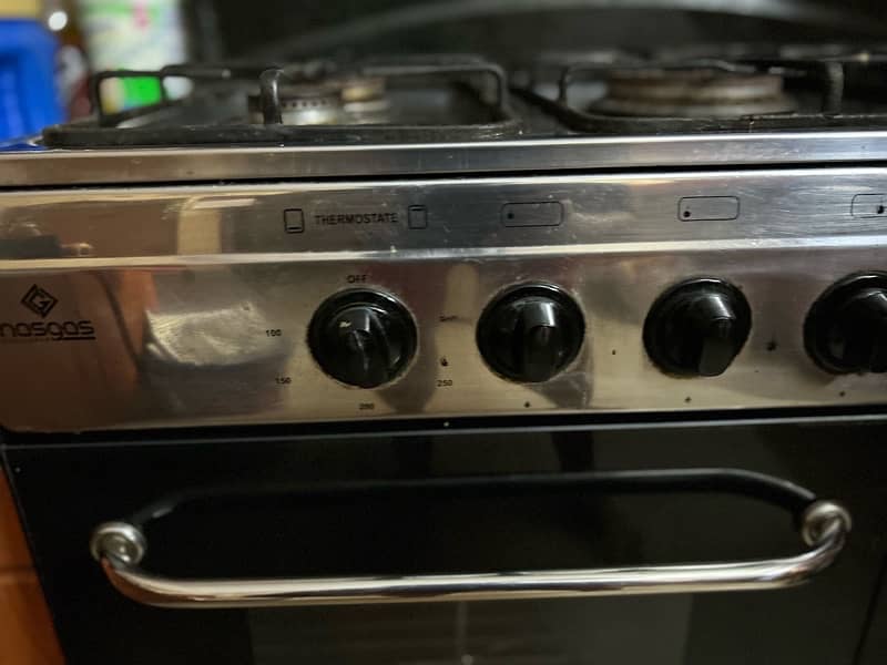 Nasgas Cooking range with oven 5 Burner in good conditin 4