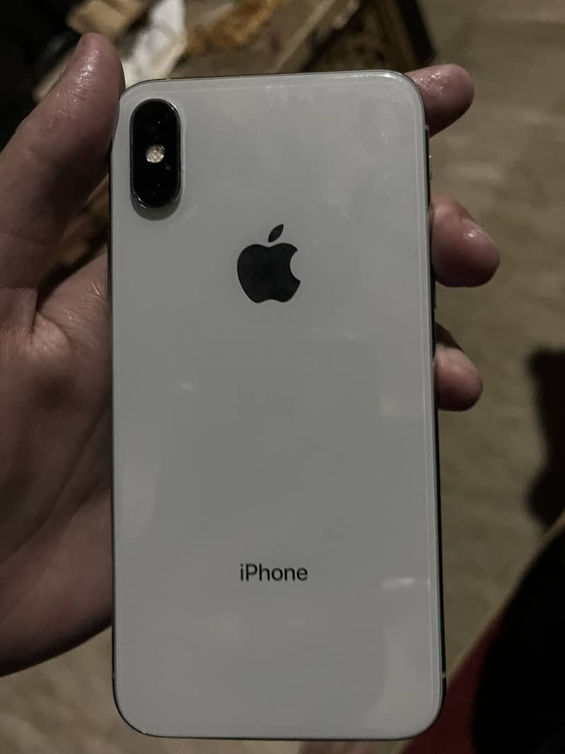iphone xs pta aprroved (only message for offer) 0