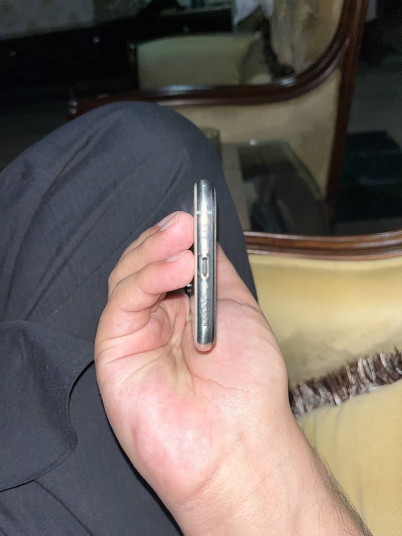 iphone xs pta aprroved (only message for offer) 4