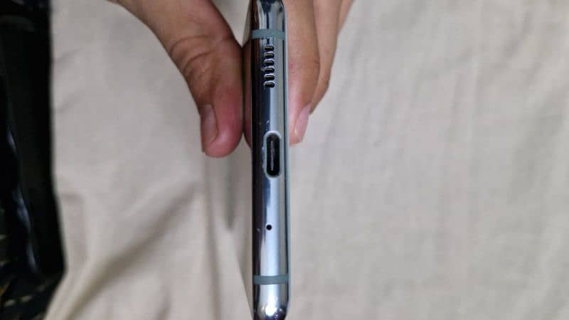 Samsung S20 FE 5