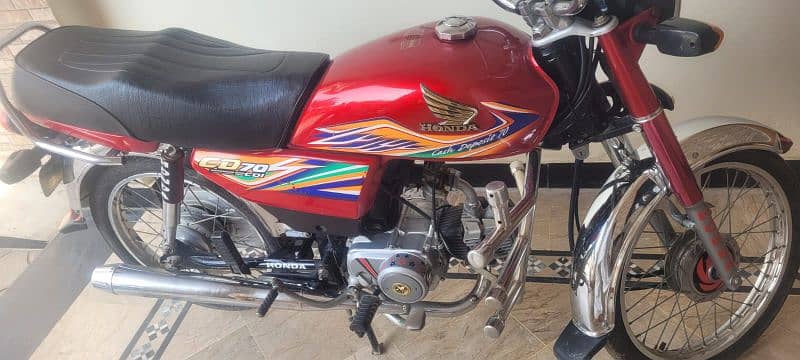 CD 70 motorcycle Just like new 0