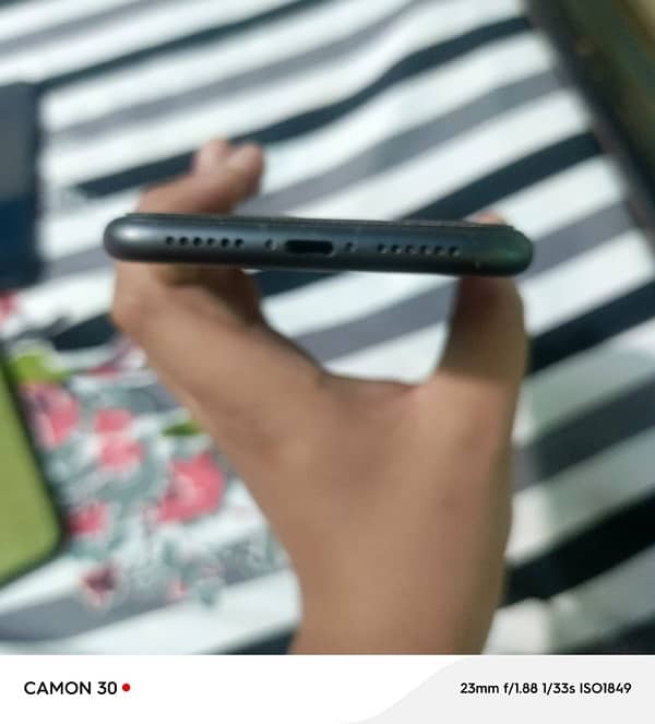 Iphone 11 64gb jv non pta 9.5/10 2