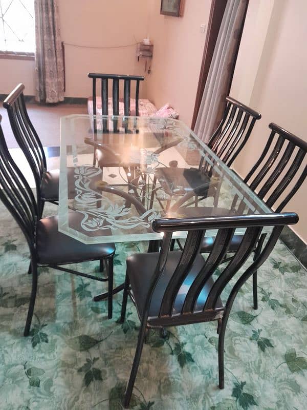 dinning table 0