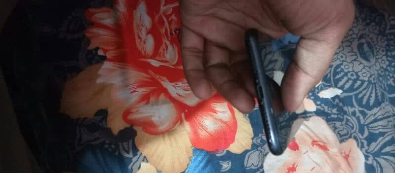 iPhone 7plus pta proved 2