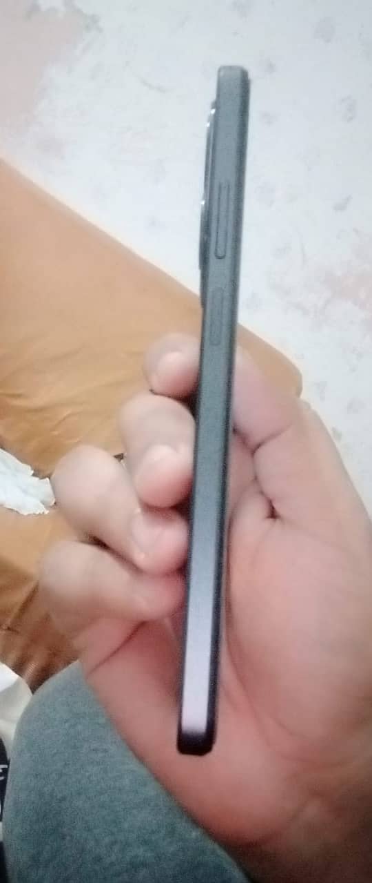 OPPO A3 mobile with complete box and fast charger urgent sale 4