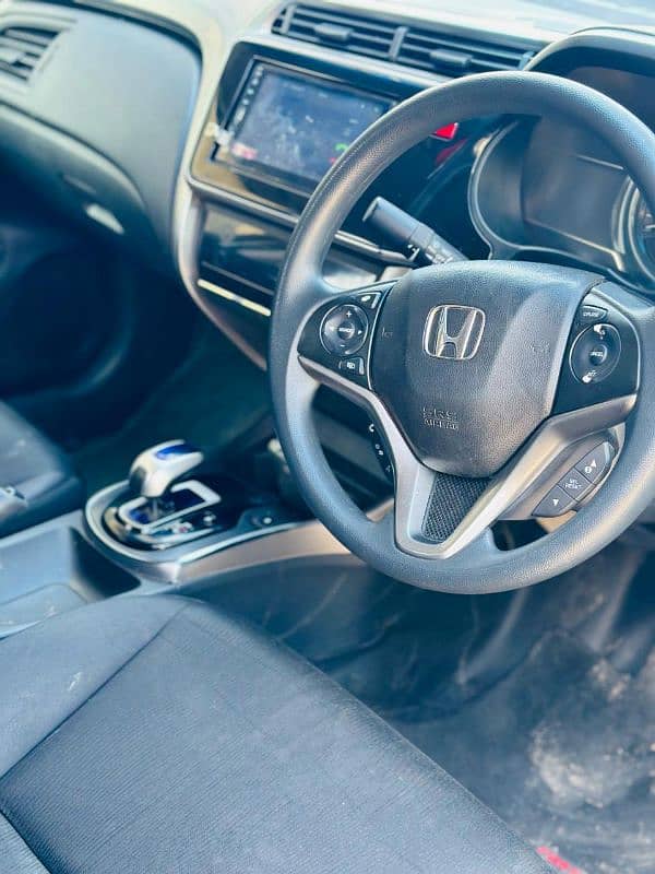 Honda Grace Hybrid 14/17 exchange possible with smart auto car 3