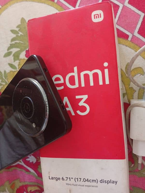 redmi A3 4/128 6