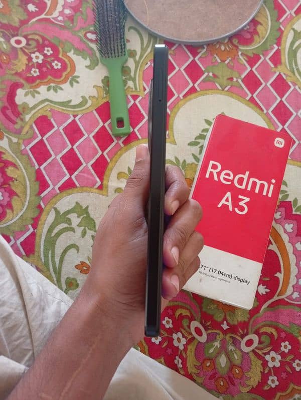 redmi A3 4/128 7