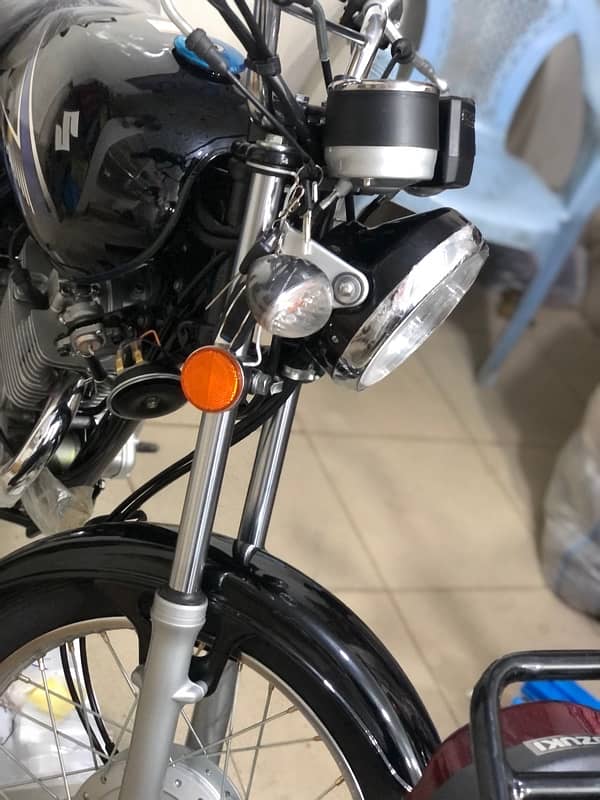 SUZUKI GS 150 2025 KEYLESS ENTRY WITH REGISTRATION 3