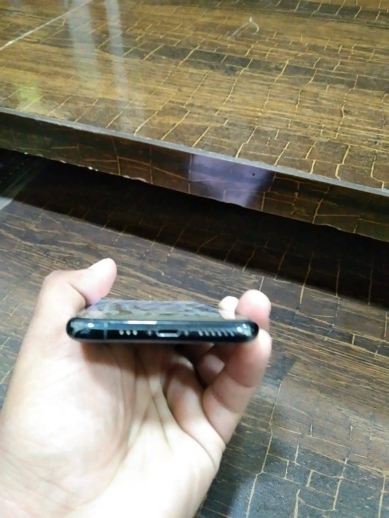 iPhone 11 pro pta approved 1