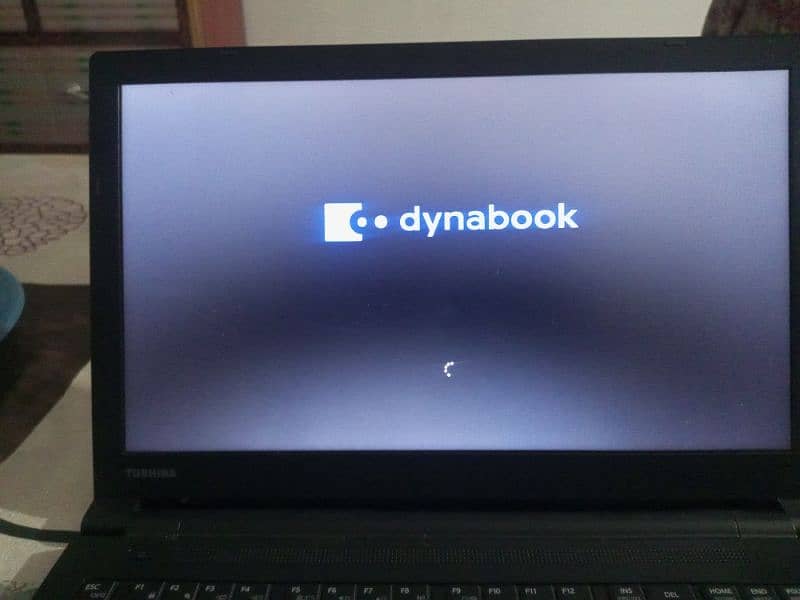 Toshiba dynabook B55/J - Core i3, 8GB RAM, 500GB Hard Drive 3