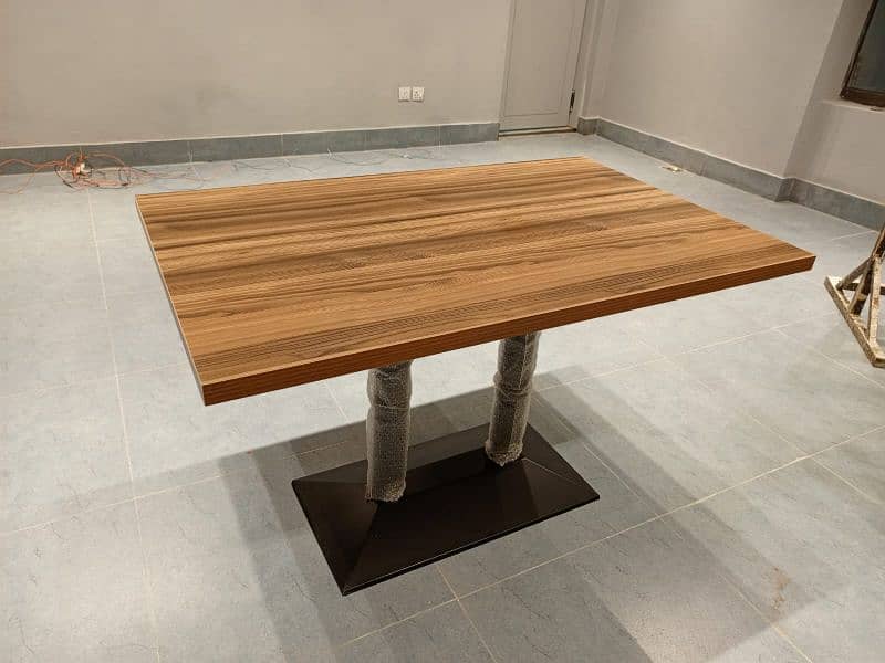 Dining table/ cafe table 1