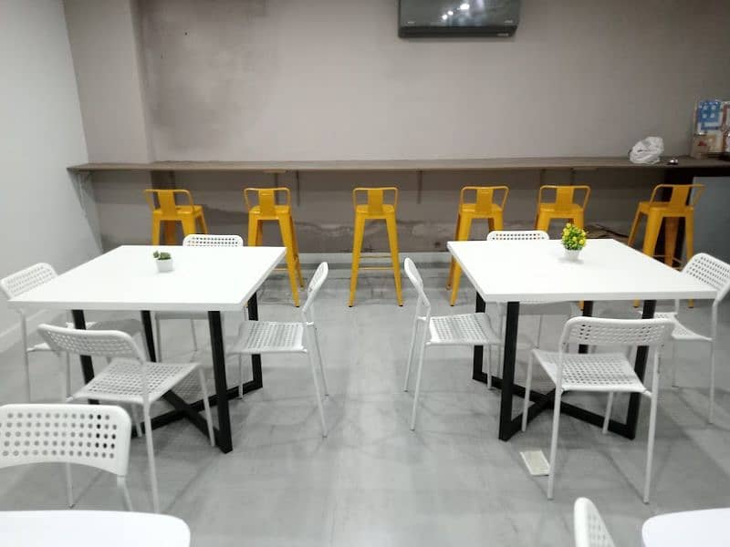 Dining table/ cafe table 6