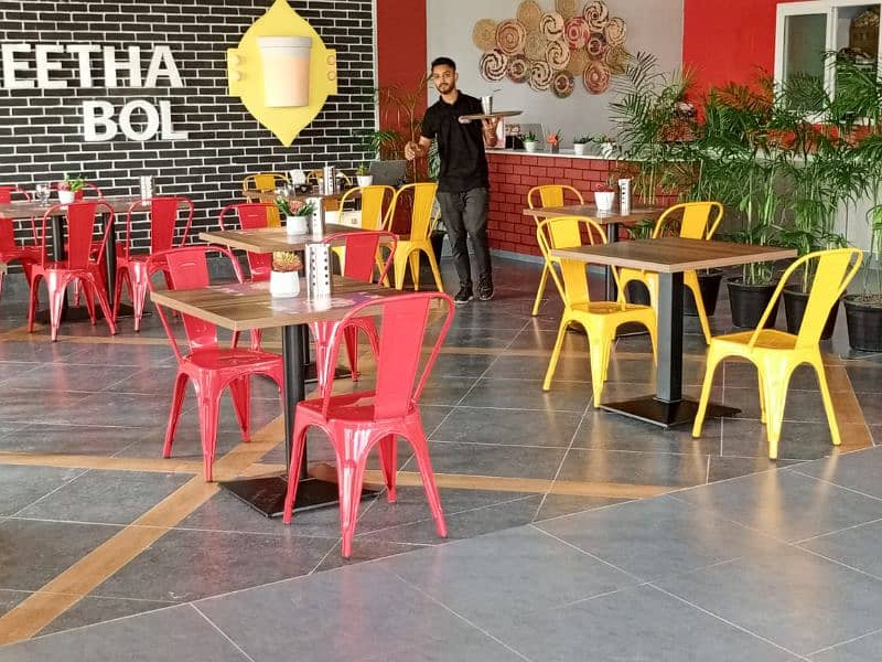 Dining table/ cafe table 8