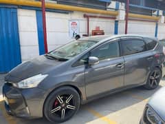 Toyota Prius Alpha facelift