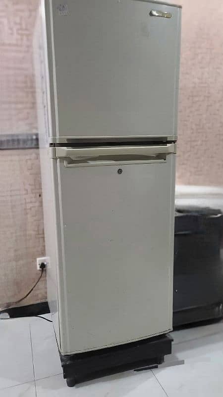 Orient Medium size Fridge 0