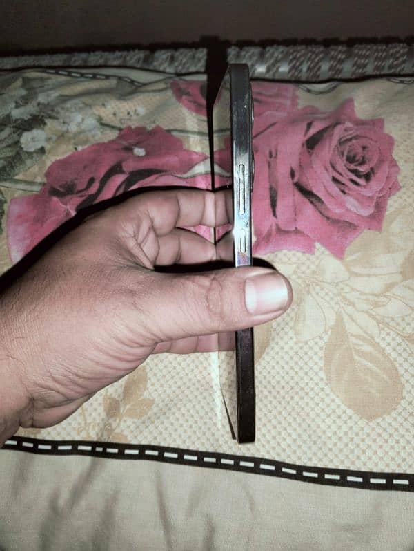 infinix note 40 8+8ram rom 256. . . . 03067223674 8
