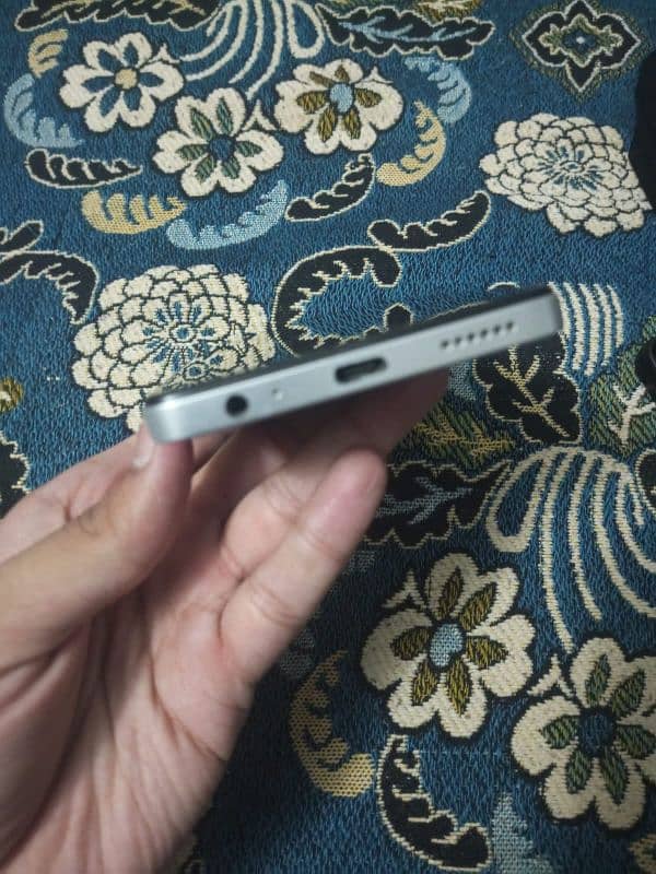 Tecno spark 10 pro 8/128 4